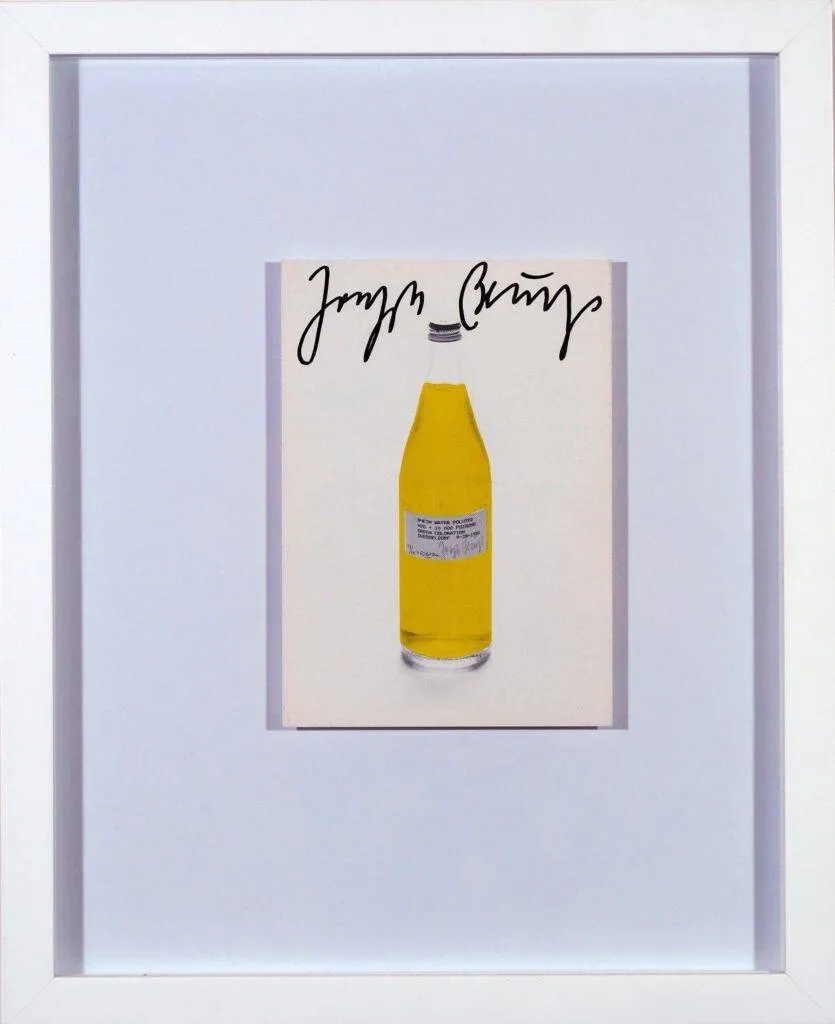 Joseph Beuys signierte Postkarte, 